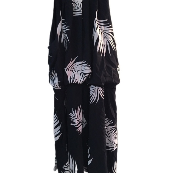 Black and White Leaf Print Dress - Picture 1 of 4